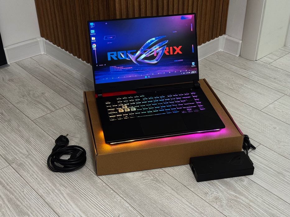 15.6 144hz/ Ryzen 7 /RTX 3060 6gb/ 1TB ssd/ROG Scar/RGB Led