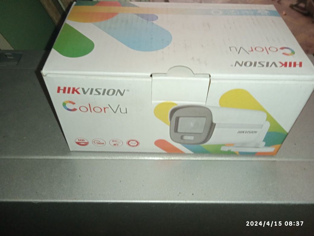 Hik vision DC-2CE10DF0T-PF новый видеокамера