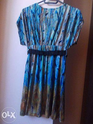 rochie bleu include cureaua
