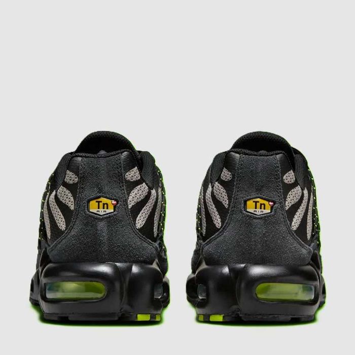 Air Max Plus Utility TN Gri-Negru/Mărimi de la 40 la 43