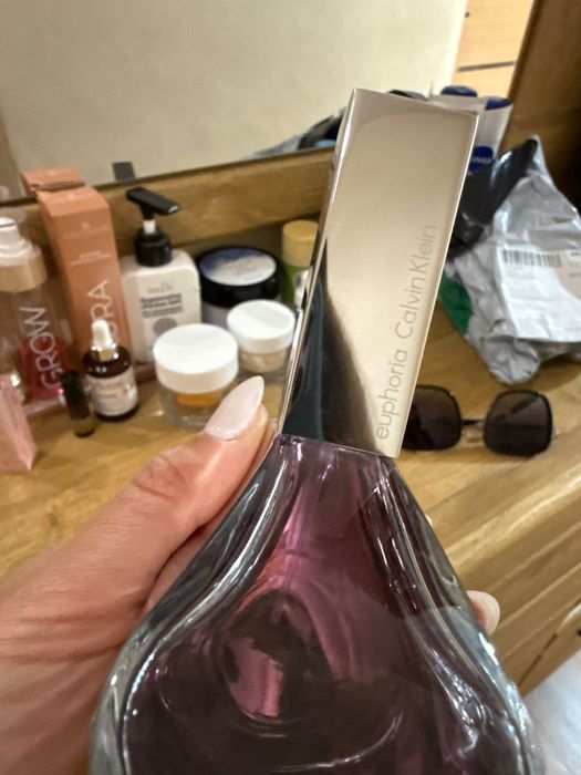 Парфюм Calvin klein просто не е моят аромат за това го продавам