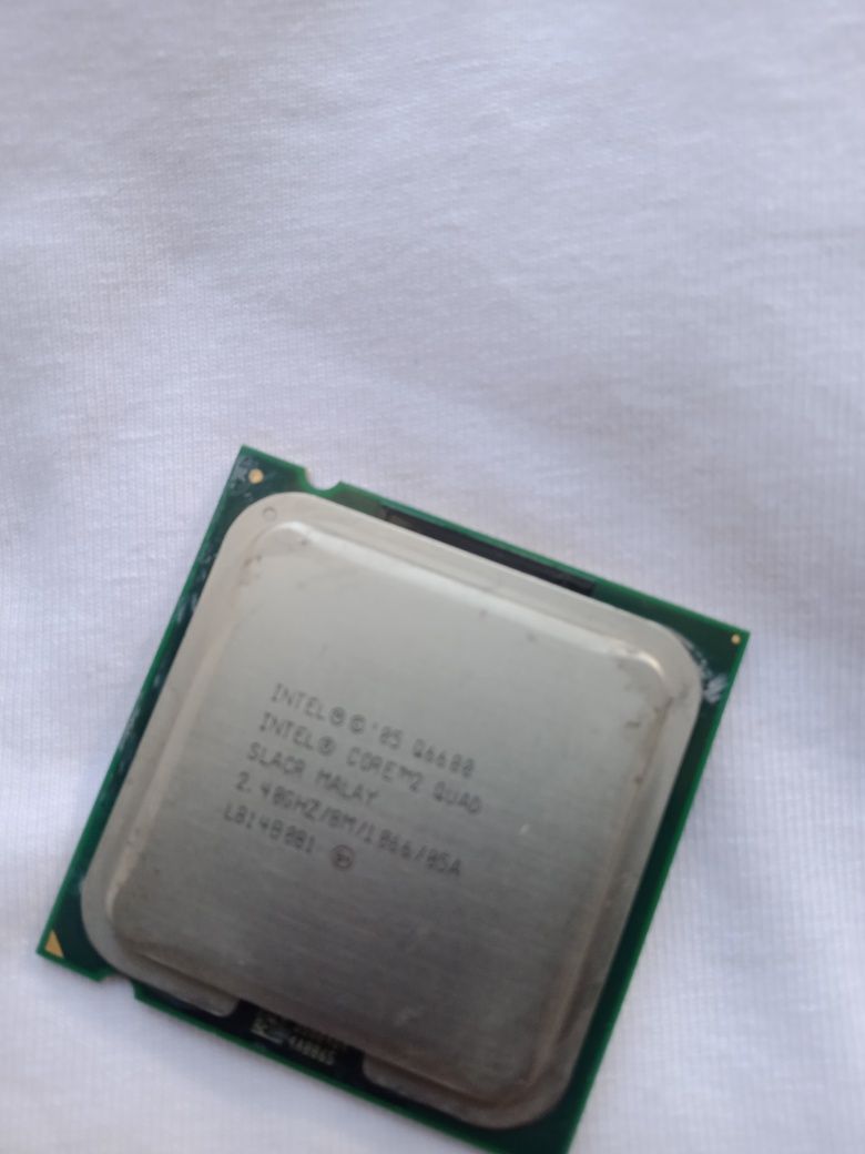 Intel core 2 quad q6600 2.4hz