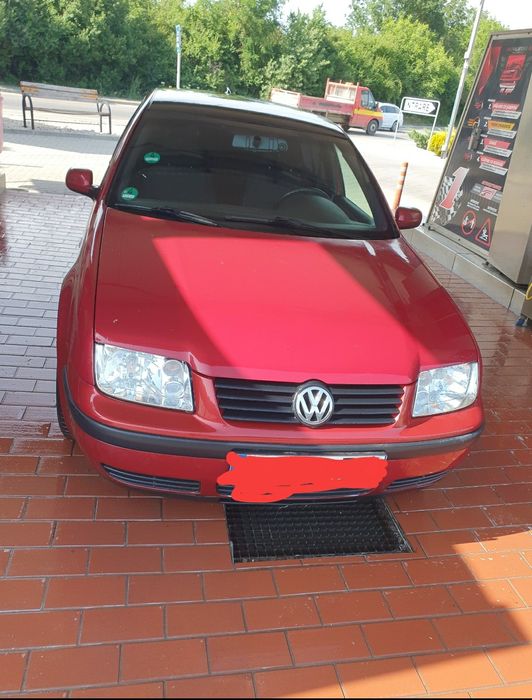 Dezmembrez Volkswagen bora 1.6 i SR