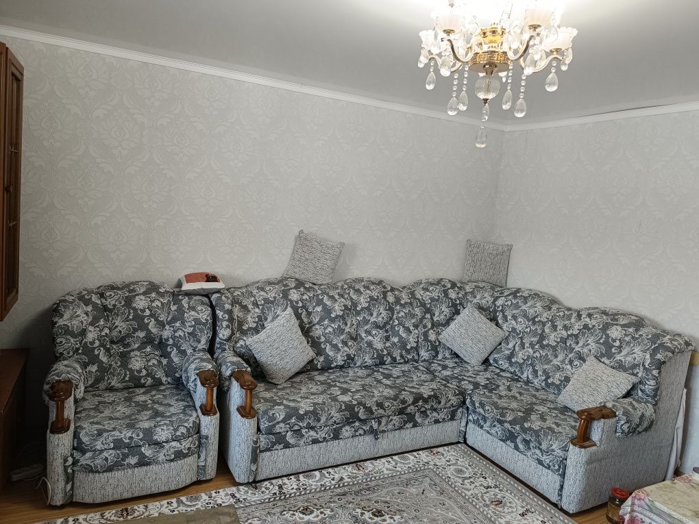 Срочно Продам!!! Угловой Диван с креслом