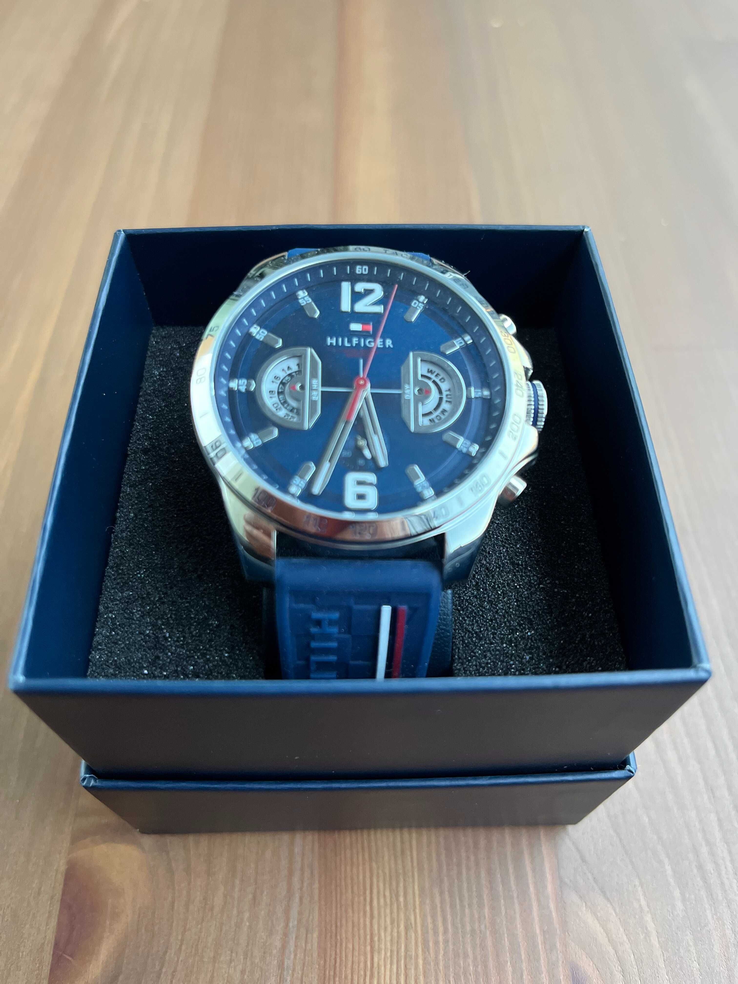 Мъжки часовник Tommy Hilfiger Decker 1791476