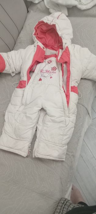 Продаю детский зимний комбинезон,