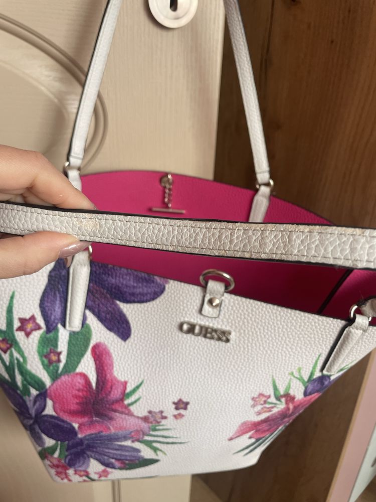 Отигинални чанти Guess