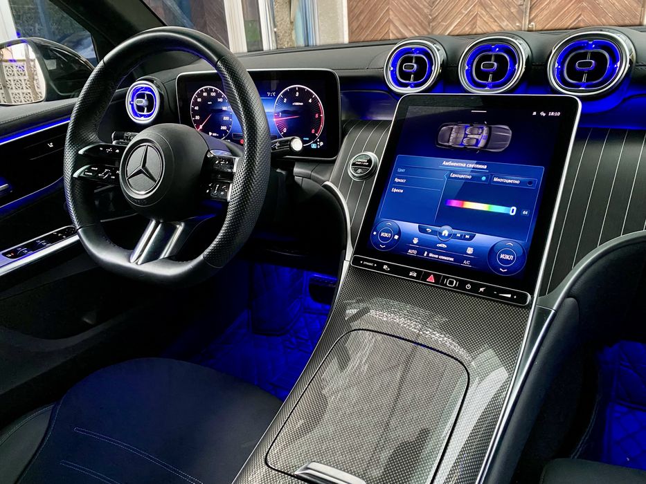 Mercedes амбиентно осветление, Светещи въздуховоди и 3D Говорители