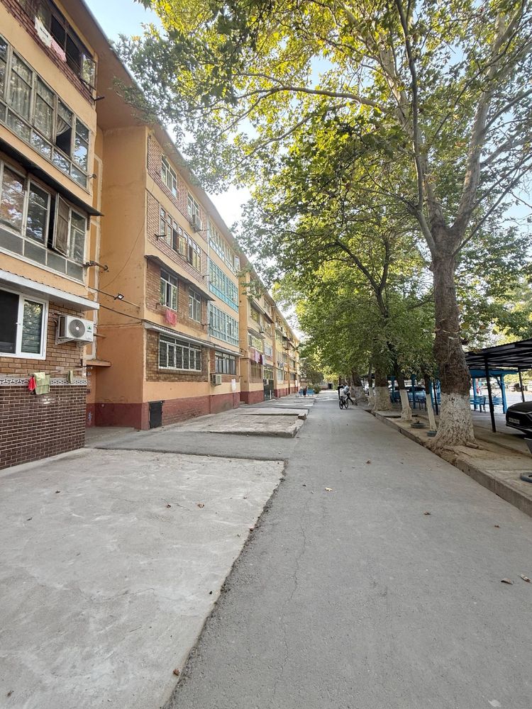 Прадаётся 1х Центре Срочно