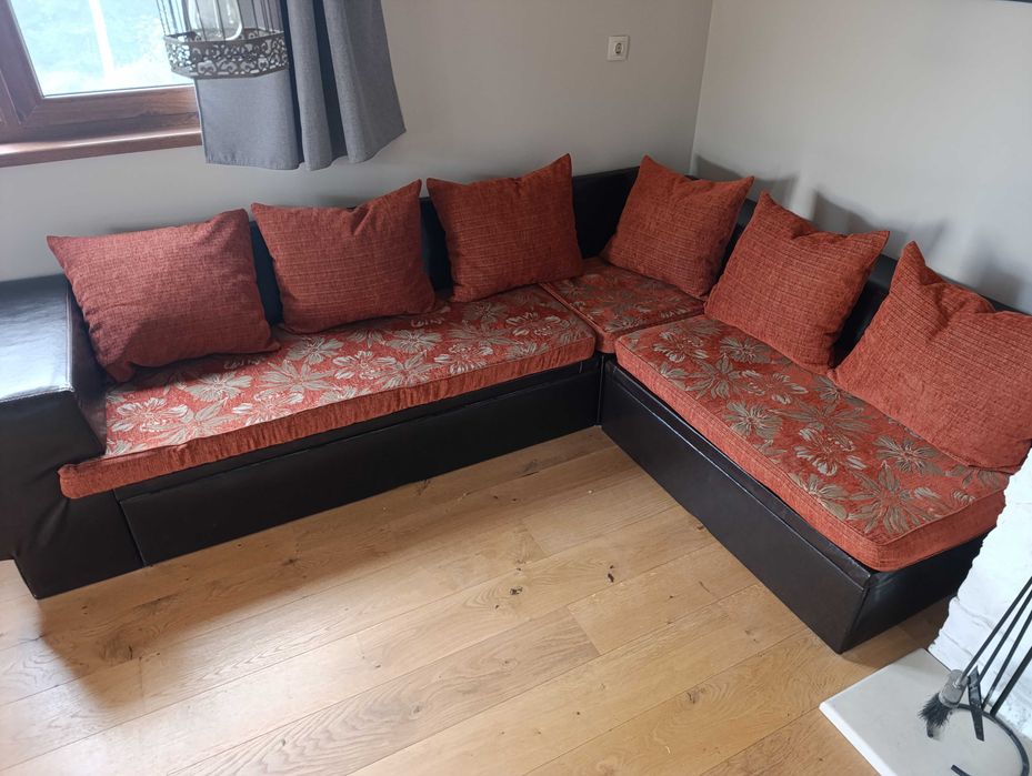 Ъглов диван с ракла и функция сън