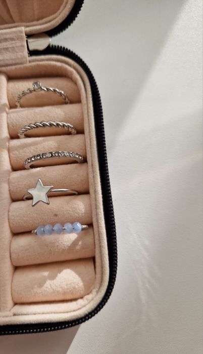 Продам кольца ( сталь)