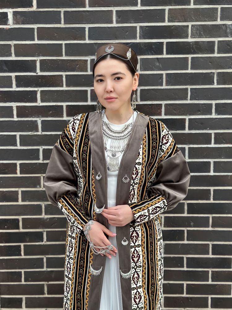 Казахские национальные жилетки на прокат, в аренду, камзолы, костюмы
