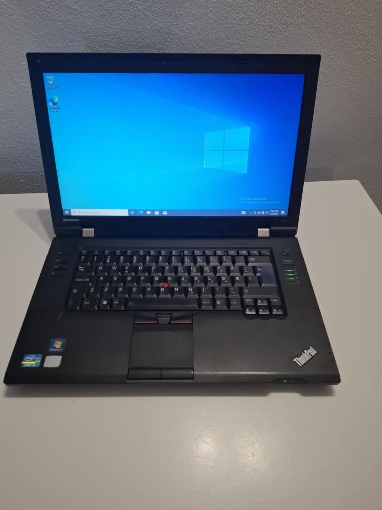 Laptop la 350 lei cu i5 și ssd