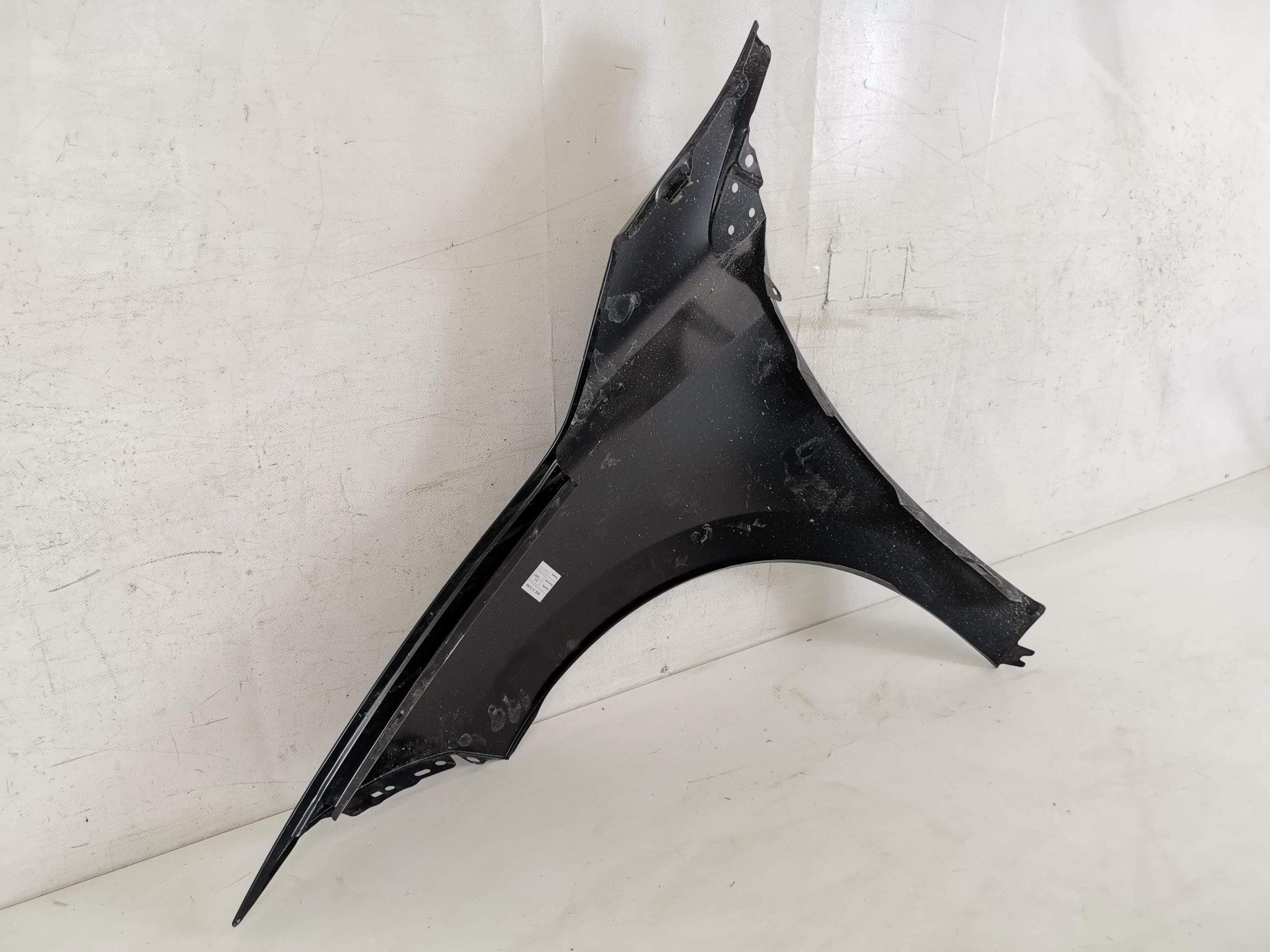 Десен преден калник Рено Меган 3 / Renault Megane 3 [ - ] В добро съст