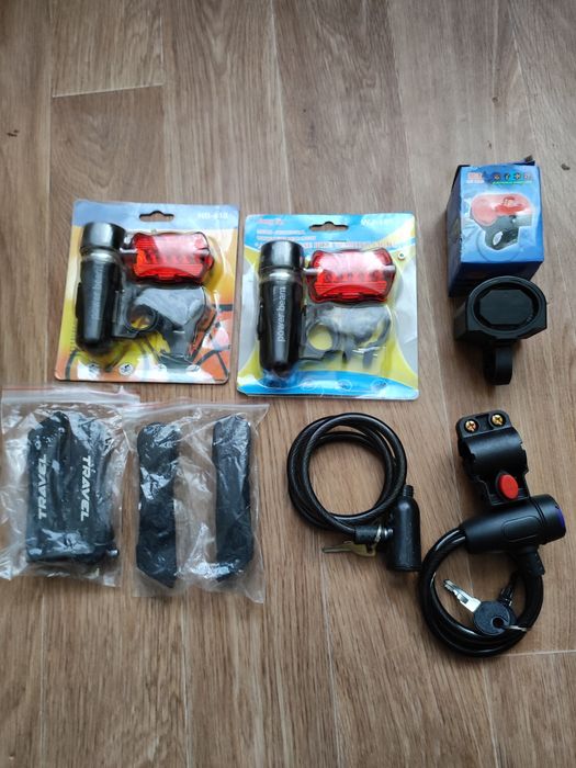 Продам замки звонки светящиеся сигналы для велосипеда