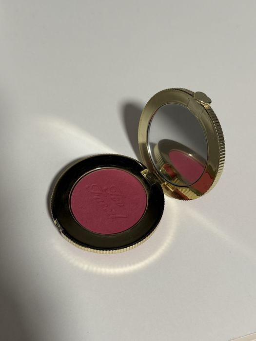 Руж too faced watermelon rain