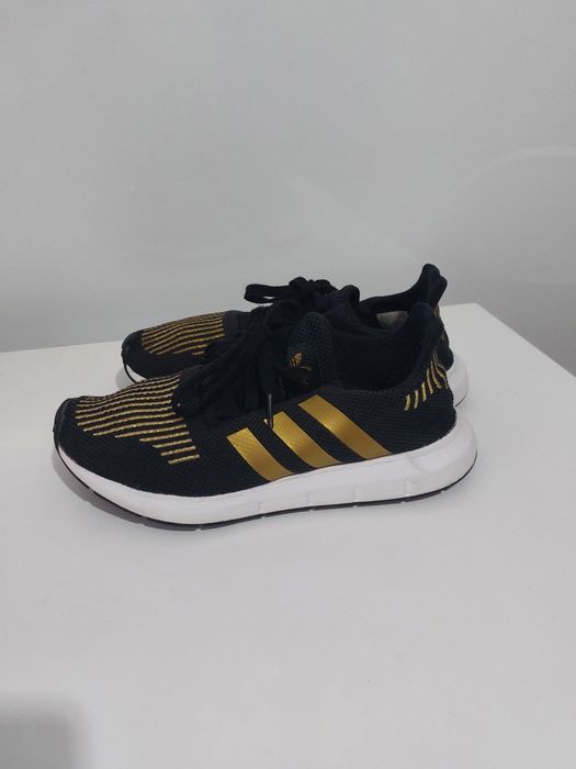 Adidasi adidas dama