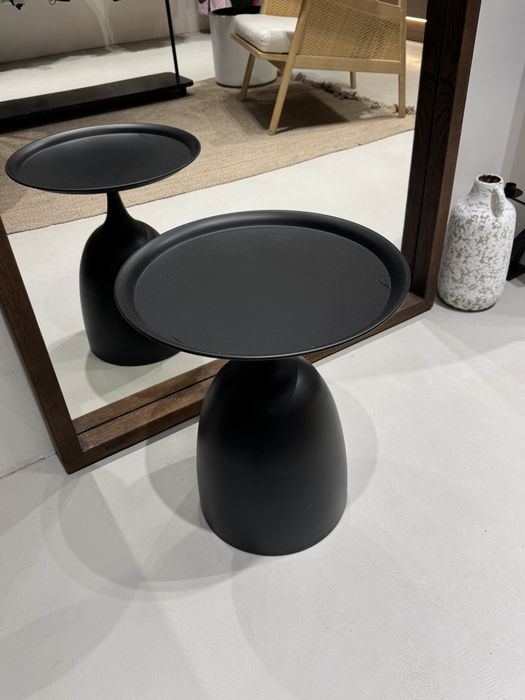 Металический столик