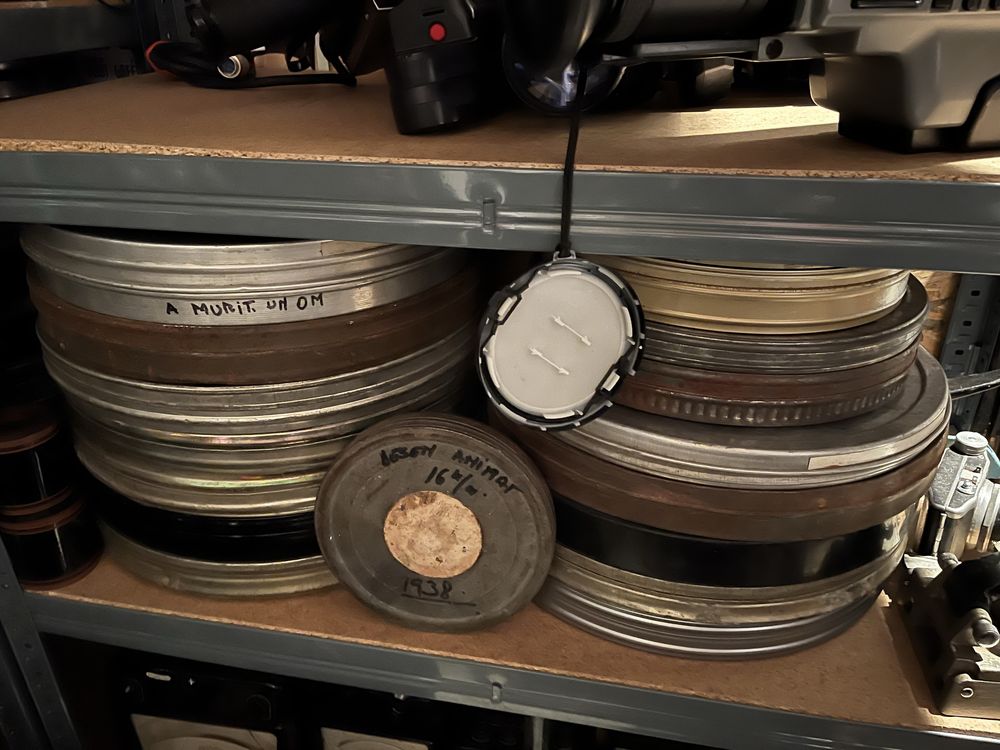 Filme pe peliculă 16 mm