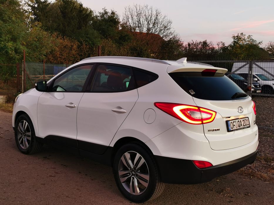 Vand Hyundai IX35 2.0 crdi 4*4  2014 184 cai Euro 5