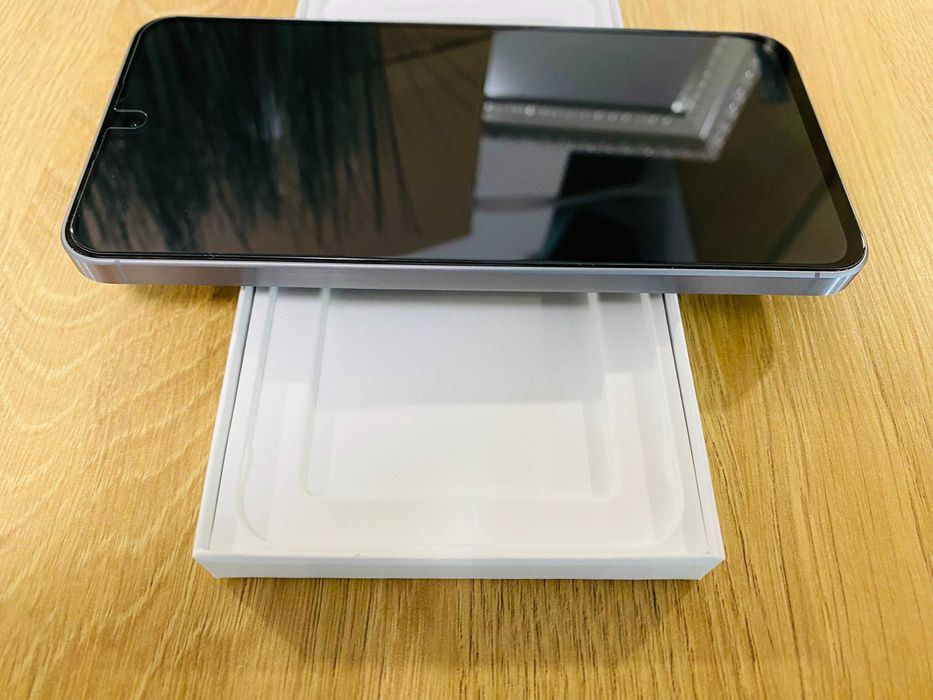 НОВ !!! Samsung Galaxy A56, 8GB RAM, 128GB, 5G, Awesome Graphite