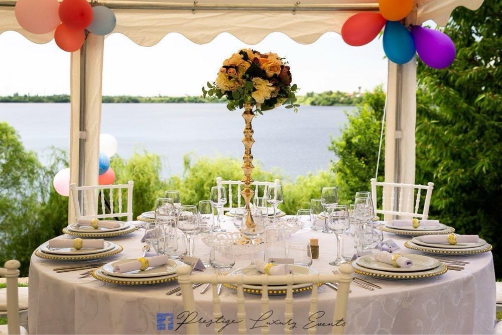 Inchiriez corturi pentru vreme rece - dimensiuni 8x4, 8x8, 16x4 m |