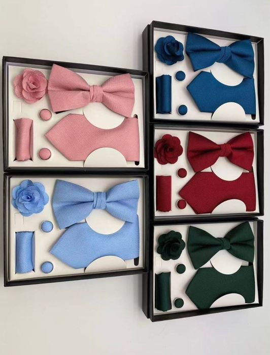 НОВИ Вратовръзки и всички мъжки аксесоари