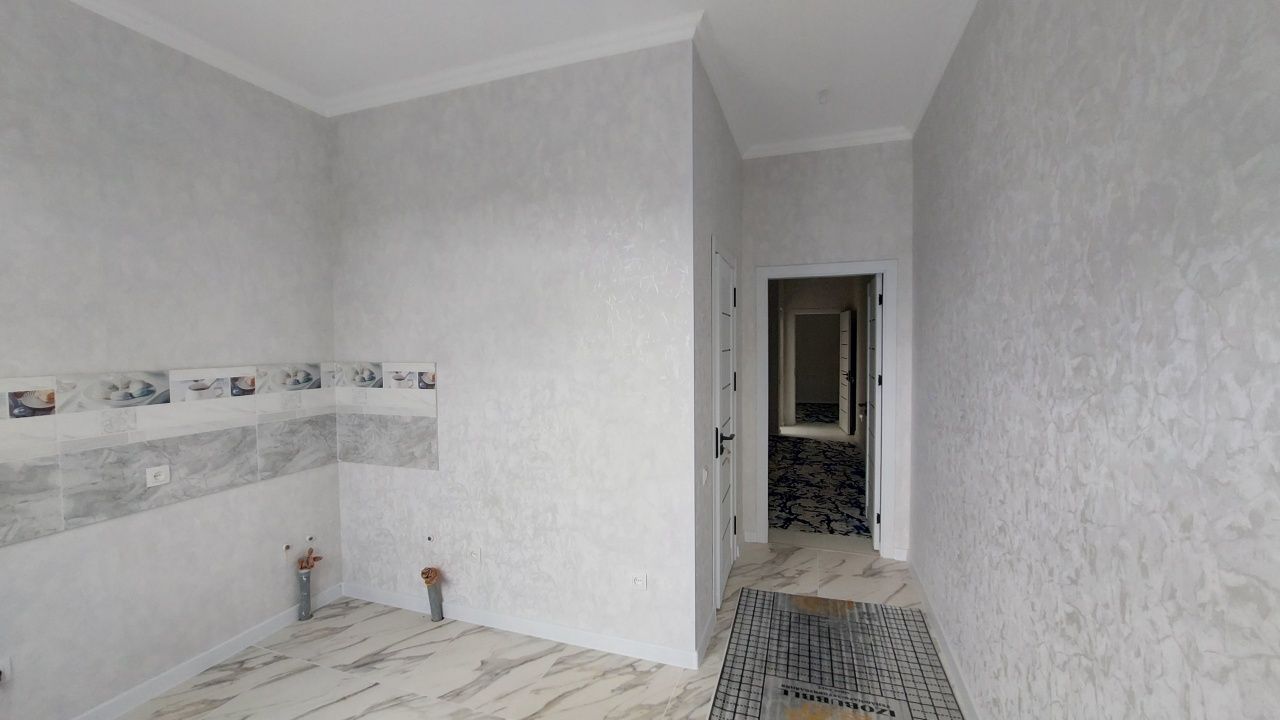 2 ком. квартира. 2/1/1 (1-этаж). Кирпич. Старые Сергели (Eski Sergeli)