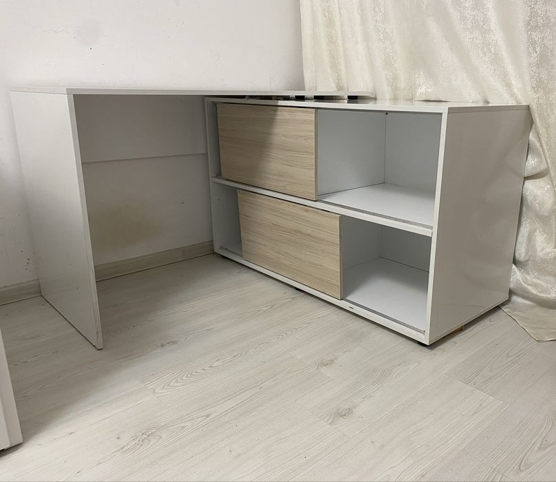 Birou cu spatiu depozitare forma L