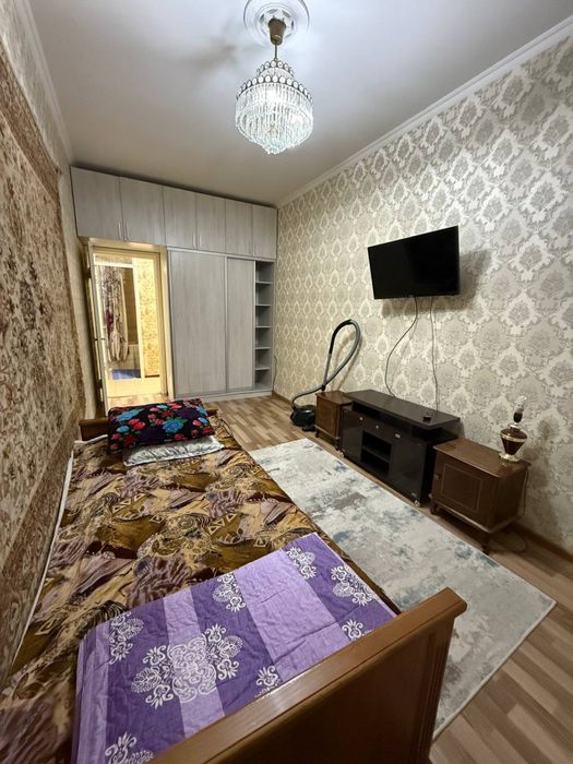 Чиланзар-11 2 комнатная