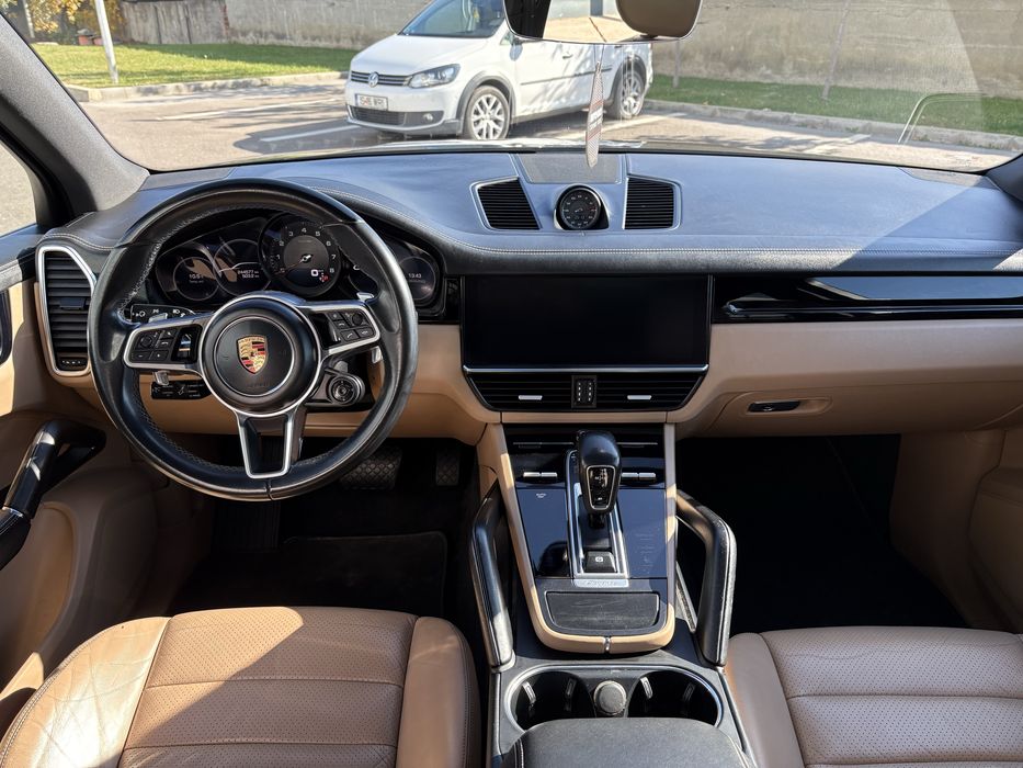 Porsche Cayenne Chrono/Matrix/Panoramic accept variante
