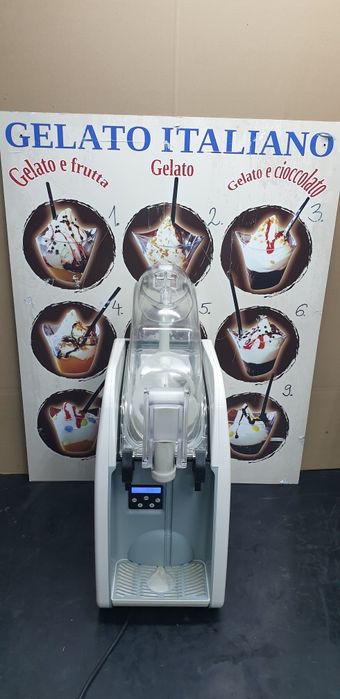 Mașină de înghețată / Shake / Frappe / suc granita / slushy