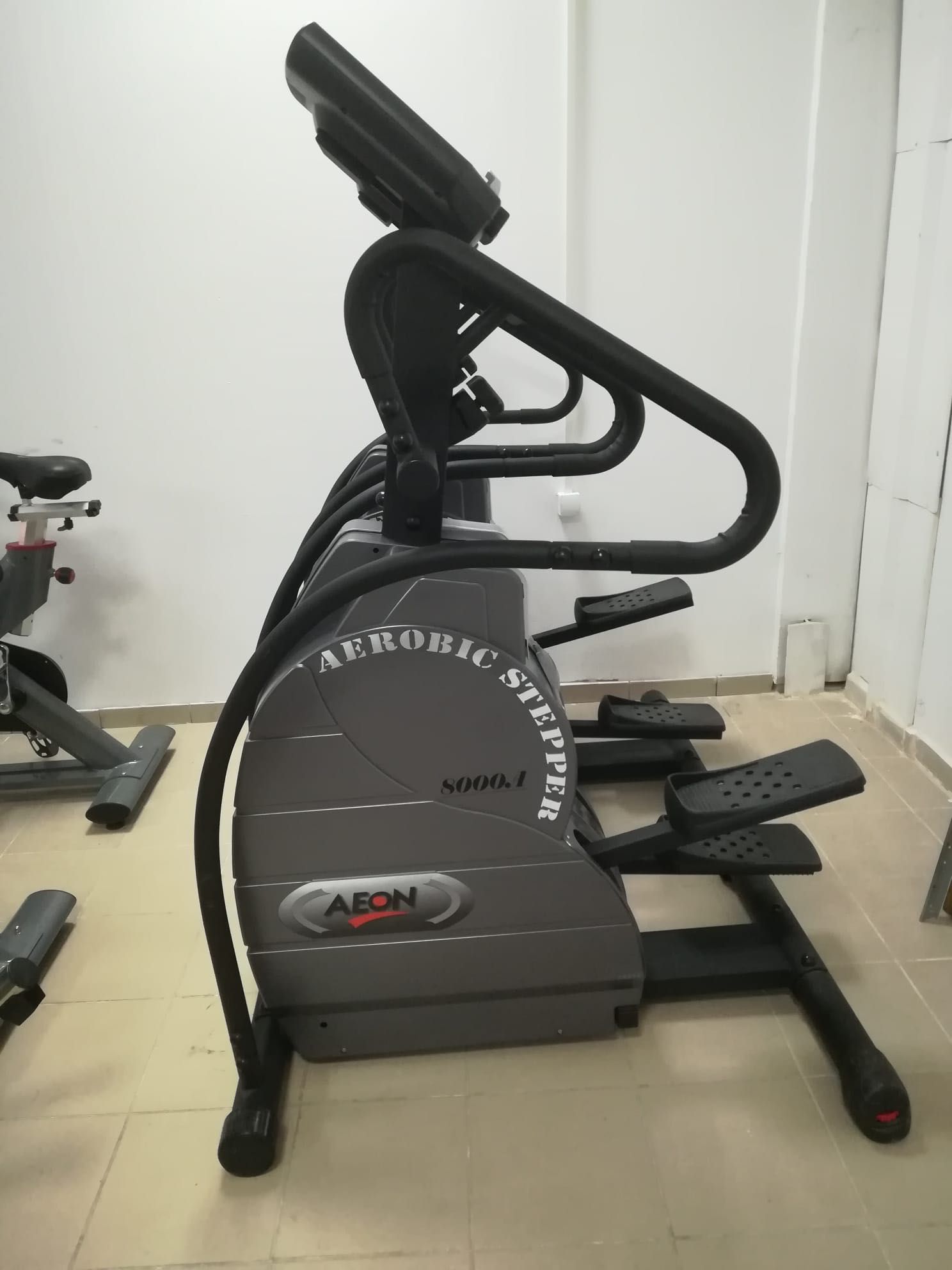 Цялостно оборудване за фитнес