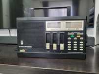 radio Grundig Satellit 300