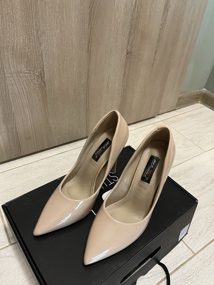 Дамски обувки 35 номер guess shoe aquarium