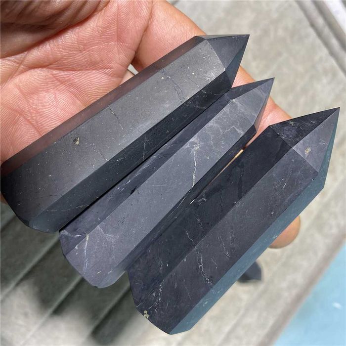 За Вашата Колекция Обелиск Защитен Амулет от Шунгит Благороден Минерал