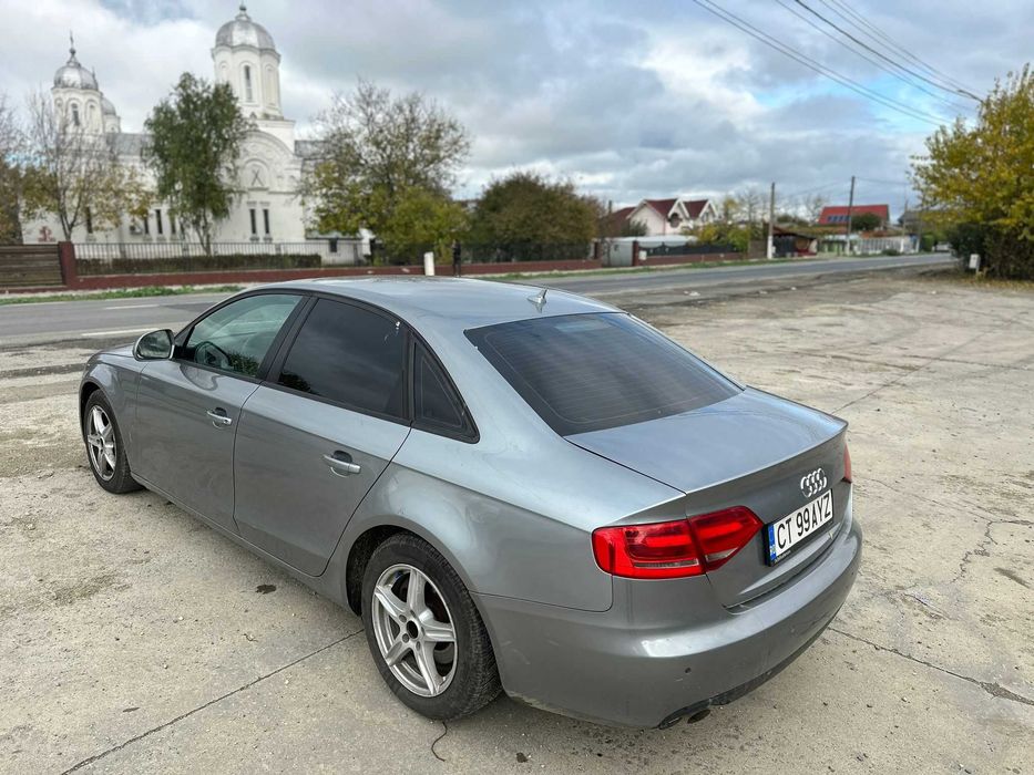 Audi A4 B8 – 2.0 TDI 143 CP – An 2009 – Stare excelentă