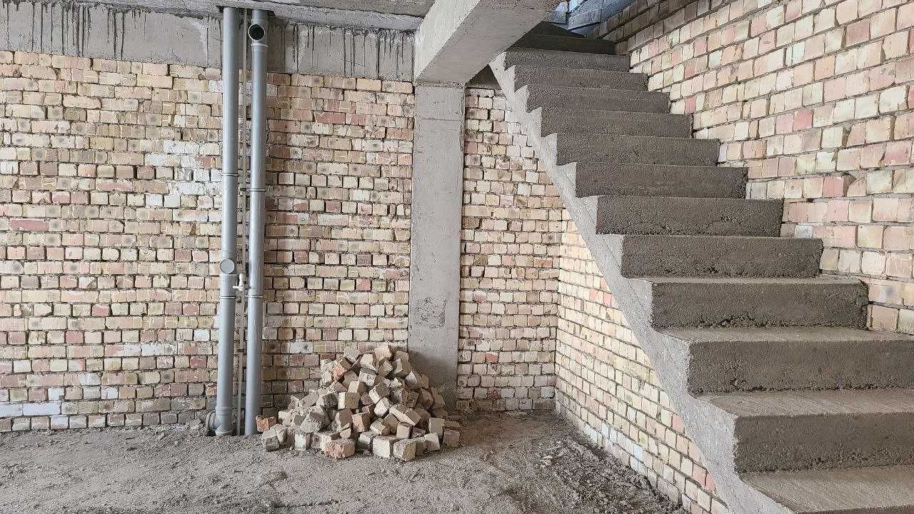 5 xonali dupleks kvartira 125 kv. ikki qavatli sergeli kuruvchilar