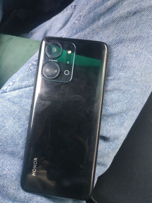 Xonor x7a sotiladi Samsung tellarga abmenga ham bor