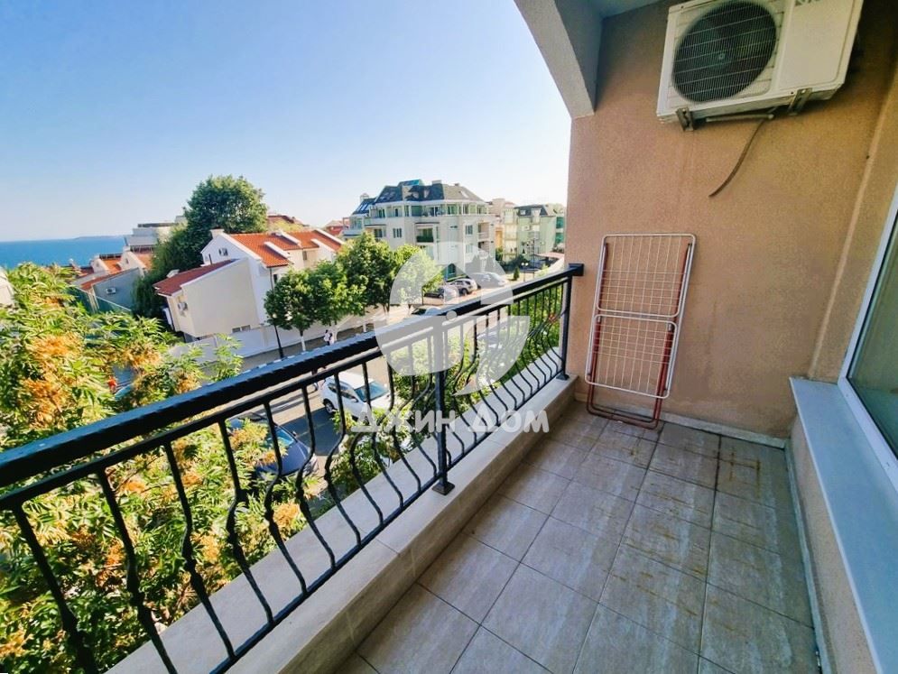 Продава се Тристаен апартамент в Свети Влас - 110 кв.м за 1200 €/кв.м - Снимка #11