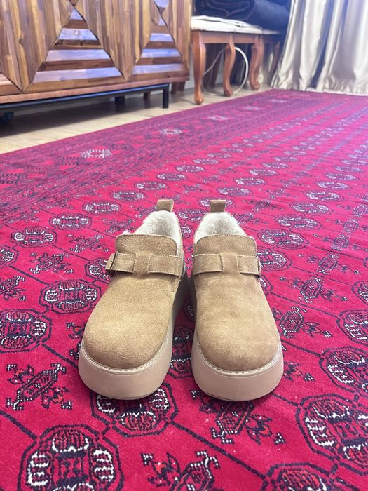 Женская обувь модная