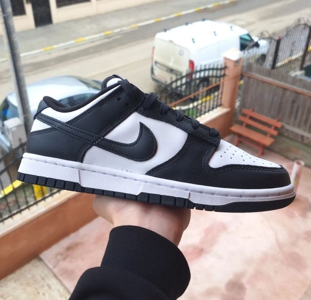 Nike Dunk Low Panda