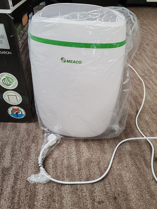 Dezumidificator Meaxo 12l / 24h cu purificator.