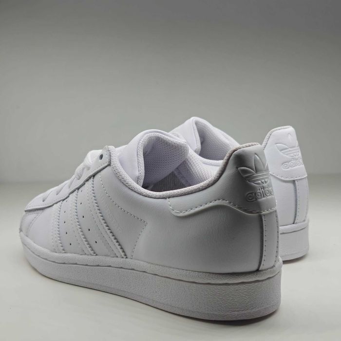 *SALE* Adidas Originals Superstar Triple White (36 2/3)