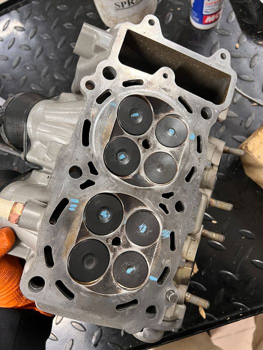 Vând motor kawasaki er6n/f