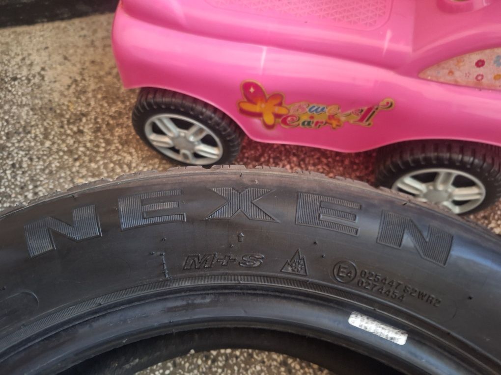 Зимни гуми 4 броя-2бр. Nexen205×55×16+2бр. Firestone Winterhawk 4 205×