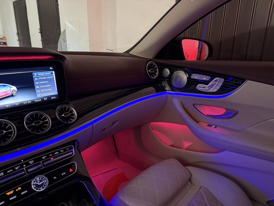 Mercedes Benz E class Coupe 4Matic *DESIGNO*PANORAMIC*BURMESTER 3D*