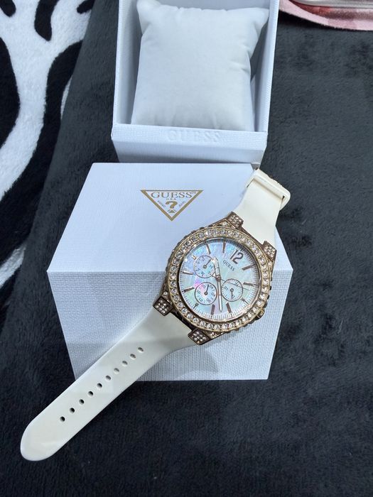 Vand ceas guess dama