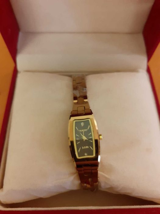 Часы женские, новые