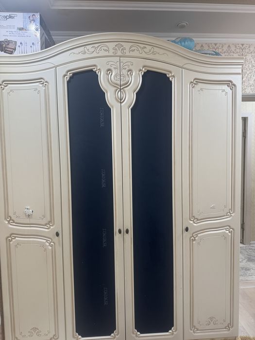 Шкаф камотпен сатылады
